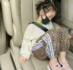 レオパ柄パンツ