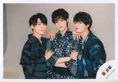 【中古】生写真(ジャニーズ) 美 少年/佐藤龍我・那須雄登・浮所飛貴/横型・上半身/美 少年 オリジナルグッズ2022オリジナルフォト/公式生写真