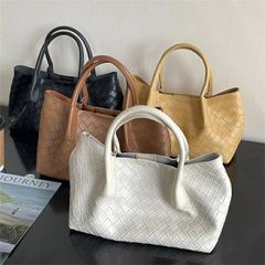 ハンドバッグ レディース ショルダー付き 斜めがけ 卒入園バッグ かばん ハンドバッグ 通勤バック 2way ショルダーバッグ トートバッグ キューブ バッグ 通勤 バッグ 上品 肩掛け おしゃれ きれいめ ビジネス オフィス リクルート  hyxz29