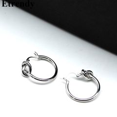 フープ ノット ピアス シンプル レディース シルバー ニュアンス 綺麗 可愛い