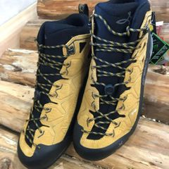 登山靴　MONTURA （モンチュラ）ヤルテクノGTX