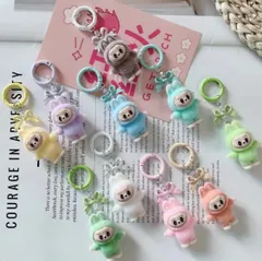 2個セット　ラブブ　Labubu キーホルダー　リボン　ミニ