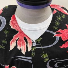 鯉口（こいくち）ダボシャツ　 金魚プリント　黒地　festival clothes   大（L)
