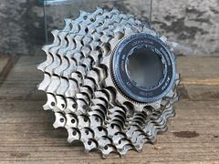 JA099 シマノ SHIMANO 105 CS-5700 スプロケット 12-25T 10S