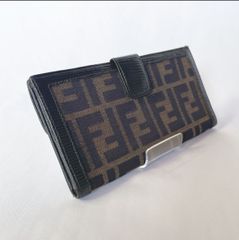 ✱FENDI（フェンディ）✱コンチネンタルウォレット（ズッカ柄）