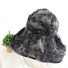 サンバイザー［レディース　折りたたみ　日よけ　紫外線対策 夏 携帯   つば広帽子 花柄］
