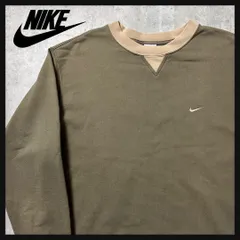 【希少カラー】ナイキ　ワンポイント刺繍　スウェット　バイカラー　入手困難　即完売