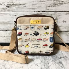 ★セール品(現品限り) 2WAY猫柄ミニショルダーバッグ 寿司猫 ホワイト&ブラウン 猫柄内ポケット付き ハンドメイド メンズ レディース ボディバッグ ポシェット ポーチ