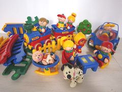 TOLO トロトイズ 人形 犬 車 汽車 など まとめて 子供用 おもちゃ 玩具 男の子/女の子/赤ちゃん/木/レール 他【中古】MO5004TAK【Shops 匿名配送】