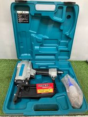 【未使用品】【0921】★マキタ フローリング用エアタッカー AT1150　ITE8ZO9Q76NC