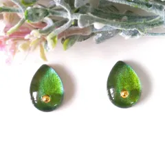 no.228　レジン　しずく型　緑色　マグネットジェル　ピアス　イヤリング　ハンドメイド