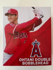 正規品 大谷翔平「二刀流」バブルヘッド 投手打者 2018 足の一部が外れてます 2025年最新】大谷翔平 ボブルヘッド 2018の人気アイテム - メルカリ