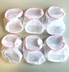 小さめ 洗濯ネット お買い得 ６個セット 円柱タイプ　ストッキング タイツ 靴下 小物などに　マグネシウム　銅タワシ を入れても 小型