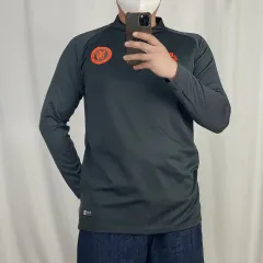チェルシー ナイキ トリプルロゴ ロング スリーブ T シャツ- 長袖　未使用品 チェルシー ナイキ トリプル ロゴ ロング スリーブ T シャツ