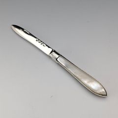 英国ヴィンテージ ヨーロッパ周​遊 曲がりハンドル ツーリストステッキ タンシャフト 88cm ヴィンテージ ヨーロッパ周遊 曲がりハンドル ツーリスト
