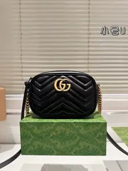 【今日特価】Gucci Marmont カメラバッグ（19cm 牛皮）