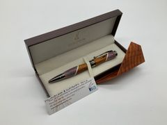 Item thumbnail for item c7163b1f-3703-416d-88c5-ce2eb5845456