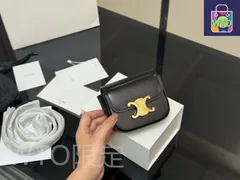 【今日特価】Celine セリーヌ ミニ コインバッグ レザー製 ミニサイズながら収納力に優れる