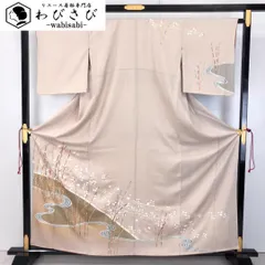 付下げ 水辺の花模様 白橡色 縮緬 金彩 K-5383