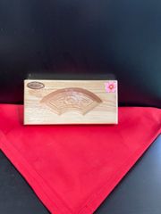 おこしもの型　扇