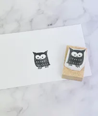 消しゴムはんこ　ミミズクのはんこ