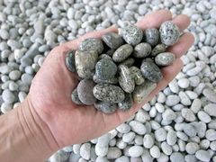 天然石　ごま白（ゴマシロ） 20kg袋  2サイズ（18～40mm）