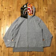★激レア★ APE 名古屋 限定 カラーカモ タイガー パーカー S kaws ☆激レア☆ APE 名古屋 限定 カラーカモ タイガー パーカー S kaws