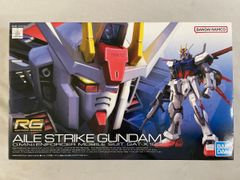 【未開封】RG 機動戦士ガンダムSEED エールストライクガンダム 1/144スケール 色分け済みプラモデルのサムネイル