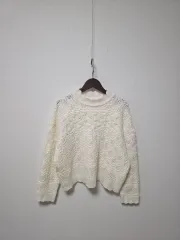 アイボリー色クロシェニットセーター