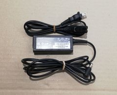 純正 東芝 TOSHIBA ACアダプター 19V-2.37A PA5177U-1ACA コネクタ外径約5.5mm、内径約2.5mm