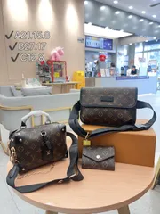[本日特価] TOP New 2025 高品質3点セット - Lv ブラックボックスバッグ + ウエストバッグ + 財布 本日限定特別割引！[本日特価|新品未使用品]