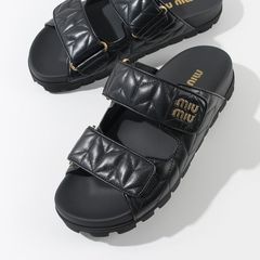 【Miu Miu】パデッド レザー スライドサンダル 関税・送料込み MIU MIU ミュウミュウ サンダル シューズ スライドサンダル