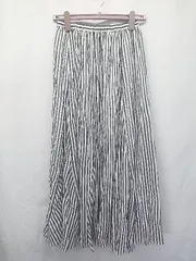 ◇ ⊂ LOUNGEDRESS ラウンジドレス ストライプ ロング フレア スカート サイズF ホワイト ブラック系 レディース E  【1507100000286】のサムネイル