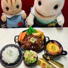 494ステーキセット⭐️ミニチュアフード　ドールハウス　リカちゃん　シルバニア　樹脂粘土　ねんどろいど　ブライス　フィギュア　ミニチュア　フェイクフード