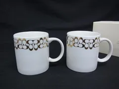 ■美品■ COACH コーチ シグネチャー マグカップ 食器 テーブルウェア 2点セット アイボリー系×ゴールド系 DI6556