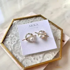 Pearl bijou hoop earring パール　ビジューバー　フープイヤリング　アレルギー対応イヤリング　ピアスに見える　痛くない　大ぶり　AKKA 樹脂ピアス　樹脂イヤリング　フープピアス