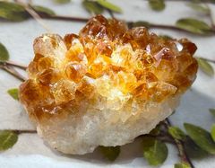 コニャックカラー　シトリンクォーツ　黄水晶　原石　ラフストーン　クラスター