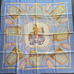 HERMES エルメス　スカーフ　シルク　カレ90 鐙の幻想 水色　大判