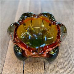 昭和レトロ アンティークガラス 花柄 灰皿 20cm 小物入れ ガラス製 フラワー アンバー×グリーン ガラス製 アッシュトレイ【CA0508-1】