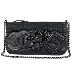 샤넬 CHANEL 초코 바 체인 숄더백 파우치 아이콘 코코 마크 카멜리아 No.5 숄더백 가죽 블랙 여성 [중고]