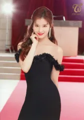 【中古】キャラカード サナ(縦/ドレス/膝上) ランダムトレーディングカード 「TWICE DOME TOUR 2019 “#Dreamday”」