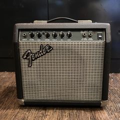 Fender Bullet-Amp Guitar Amplifier フェンダー ギターアンプ