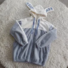 【タグ付き新品】cinnamoroll （シナモロール） サンリオ 耳付きファーアウター 長袖パーカー フード付きもこもこパーカー