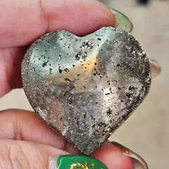 天然石パイライトカービング薔薇台座付き約217g No.603