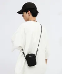 ミニ ショルダーバッグ スマホバッグ サコッシュ ブラック 男女兼用 新品未使用