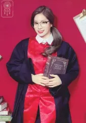 【中古】キャラカード ダヒョン(縦/裁判官/膝上) ランダムトレーディングカード 「TWICE DOME TOUR 2019 “#Dreamday”」