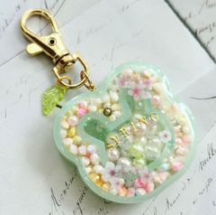 【訳あり】レジン♡シャカシャカ♡キーホルダー♡イースター♡
