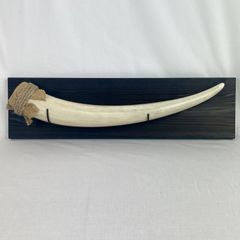 象牙風の彫刻置物（スタンド付き）昭和レトロ 平成レトロ 懐かしい
