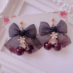 ☆❤️ 黒猫 黒ねこ さくらんぼ りぼん ピアス イヤリング