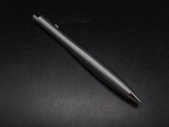 NEWMAN ニューマン KANOE 4色ボールペン 未使用 - メルカリ